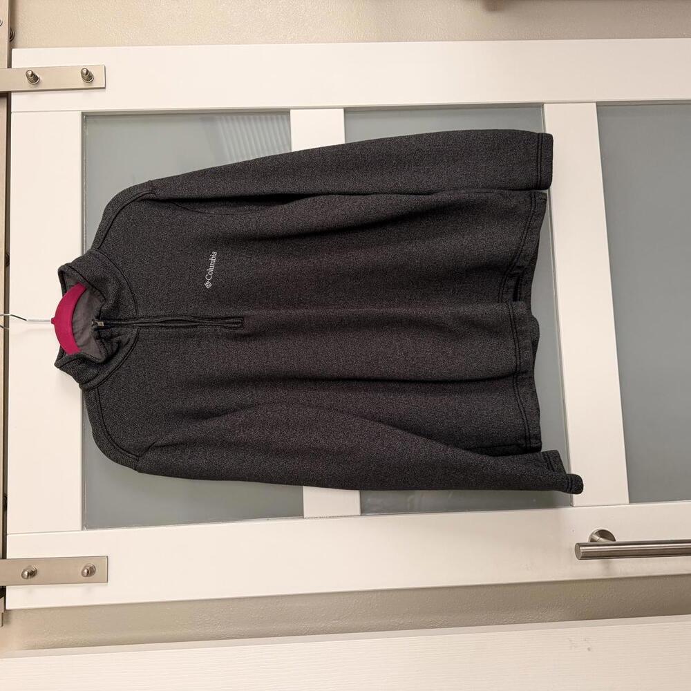 Patagonia Men's Black Half-Zip Fleece Pullover